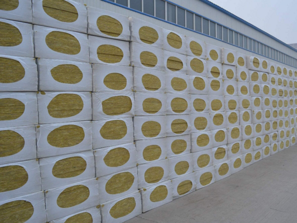 巖棉板是什么材料做成的？